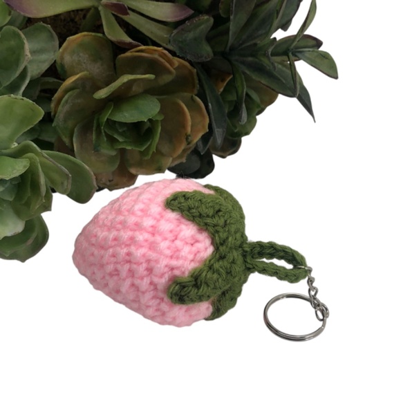 Juicy Crochet Strawberry Plush Keychain | Berry Bag Flair 🍓 Farm Fresh Vibes - Picture 10 of 15